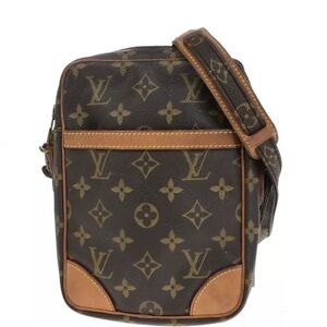 Authentic Louis Vuitton Danube Crossbody Shoulder Bag Purse Pouch Carryall